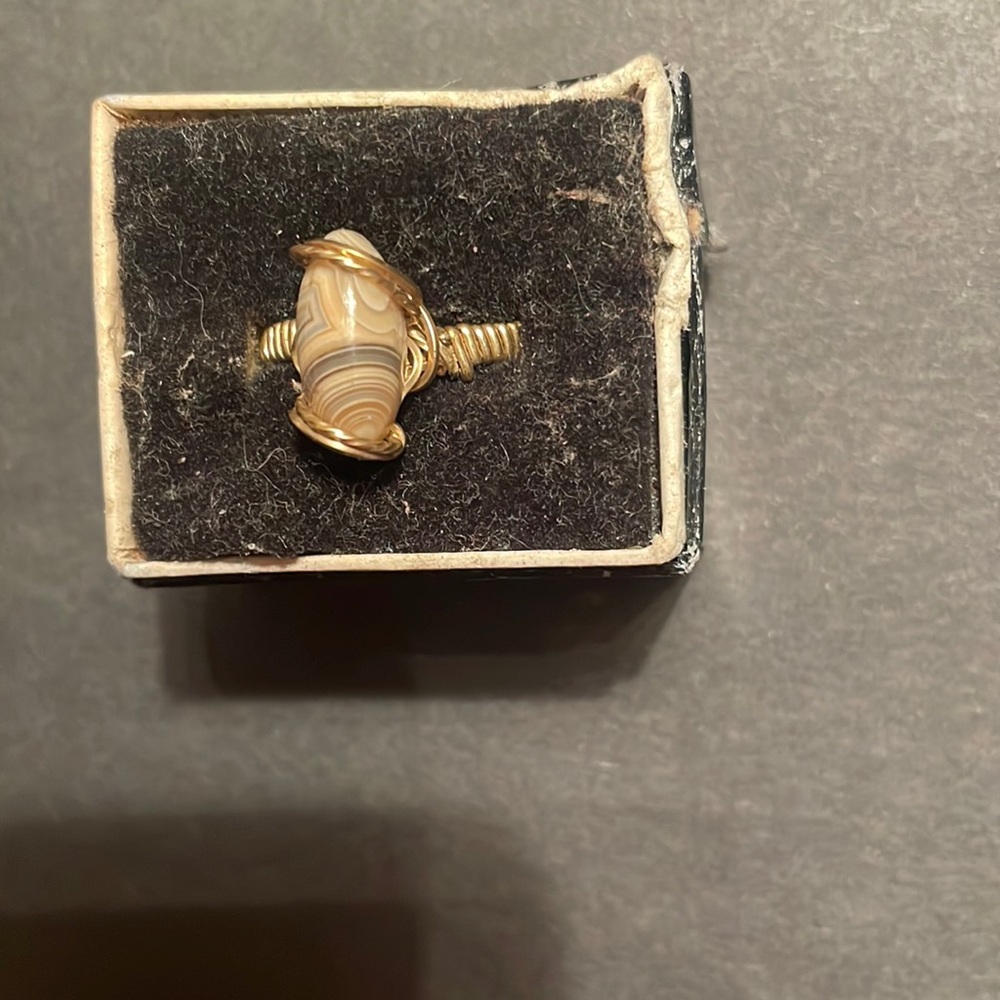 Women’s ring